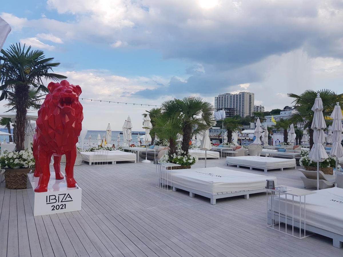 Arcadia- Gagarin Plaza 5/2 Lejlighed Odessa Eksteriør billede